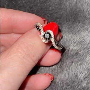 Black/white Diamond 9.25 silver.. 3/4 carat